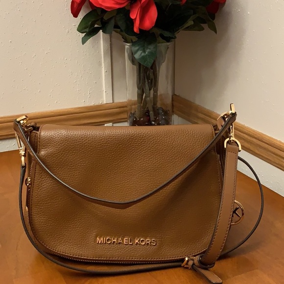 Michael Kors Lot - Picture 5 of 6